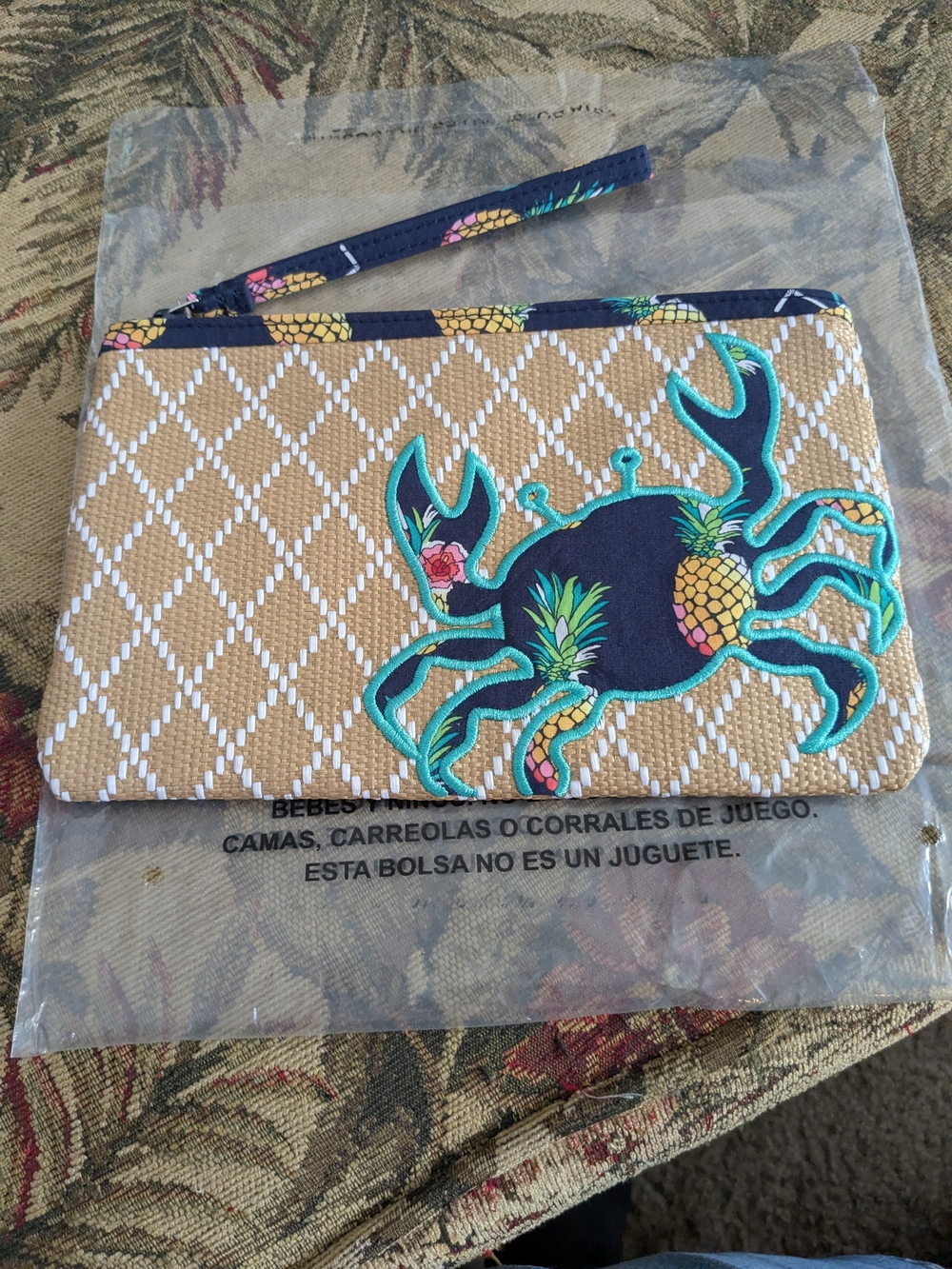 Vera Bradley Beach Straw Wristlet Toucan Party - Clear